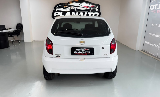 GM - Chevrolet Celta Spirit 1.4 MPFI 8V 85cv 3p 2007 Gasolina-2