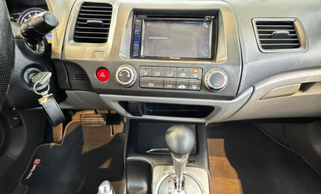 Honda Civic Sed. LXL/ LXL SE 1.8 Flex 16V Aut. 2010 Flex-16