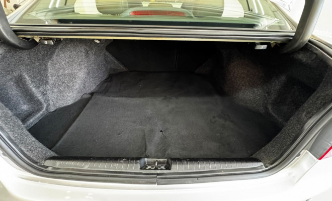 Honda Civic Sed. LXL/ LXL SE 1.8 Flex 16V Aut. 2010 Flex-25
