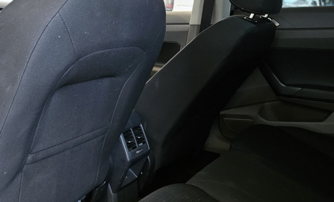 VW - VolksWagen VIRTUS Comfort. 200 TSI 1.0 Flex 12V Aut 2018 Flex-8