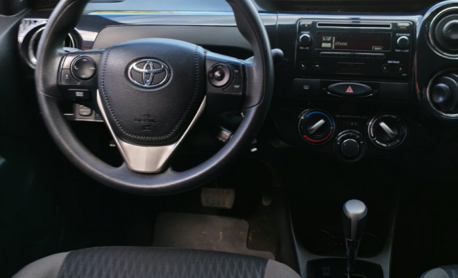 Toyota ETIOS XS Sedan 1.5 Flex 16V 4p Aut. 2018 Flex-4