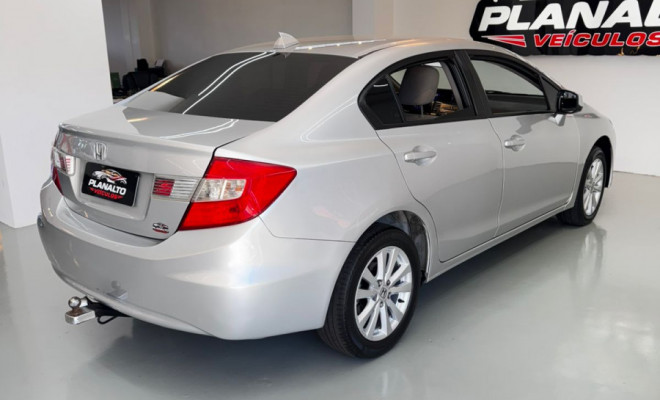 Honda Civic Sedan LXS 1.8/1.8 Flex 16V Mec. 4p 2015 Flex-5