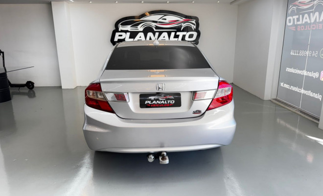 Honda Civic Sedan LXS 1.8/1.8 Flex 16V Mec. 4p 2015 Flex-4
