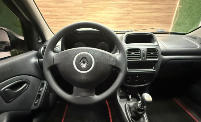 Renault Clio Expression 1.0 16V Hi-Flex 2015-4