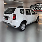 Renault DUSTER DAKAR 4x2 2.0 Hi-Flex 16V Aut. 2017 Flex-4