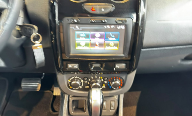 Renault DUSTER DAKAR 4x2 2.0 Hi-Flex 16V Aut. 2017 Flex-19