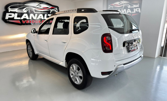 Renault DUSTER DAKAR 4x2 2.0 Hi-Flex 16V Aut. 2017 Flex-9