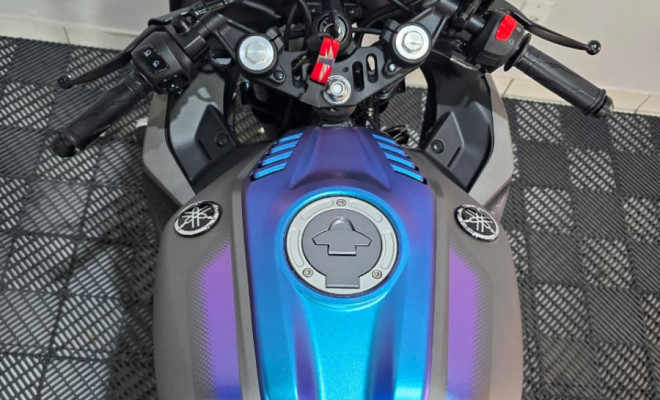 YAMAHA YZF R-15 155 ABS 2025 Gasolina-2