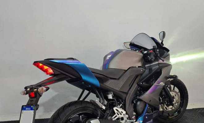 YAMAHA YZF R-15 155 ABS 2025 Gasolina-1