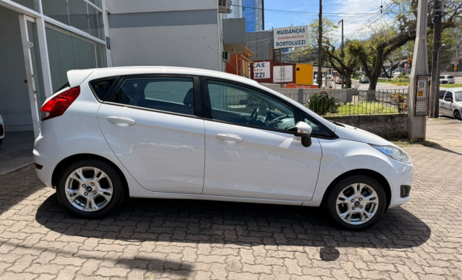 Ford Fiesta 1.6 16V Flex Mec. 5p 2015 Flex-0