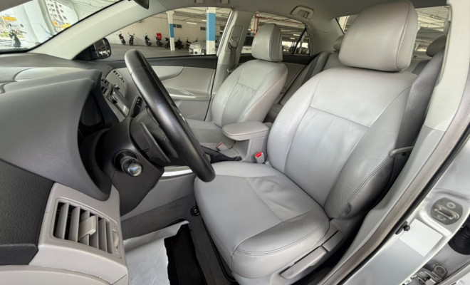 Toyota Corolla XEi 2.0 Flex 16V Aut. 2014 Flex-9
