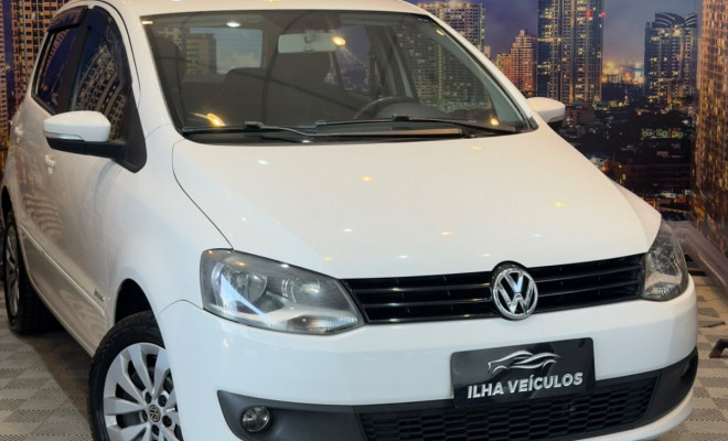 VW - VolksWagen Fox 1.6 Mi I MOTION Total Flex 8V 5p 2014 Flex-10