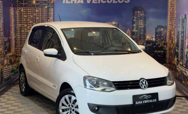 VW - VolksWagen Fox 1.6 Mi I MOTION Total Flex 8V 5p 2014 Flex-0
