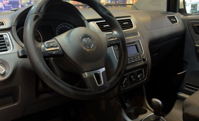 VW - VolksWagen Fox 1.6 Mi I MOTION Total Flex 8V 5p 2014 Flex-5