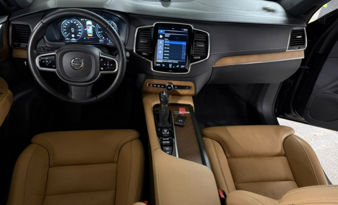 Volvo XC 90 T-6 INSCRIPTION 2.0 320CV 5p 2019 Gasolina-9