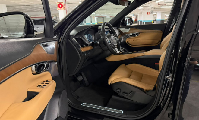 Volvo XC 90 T-6 INSCRIPTION 2.0 320CV 5p 2019 Gasolina-7