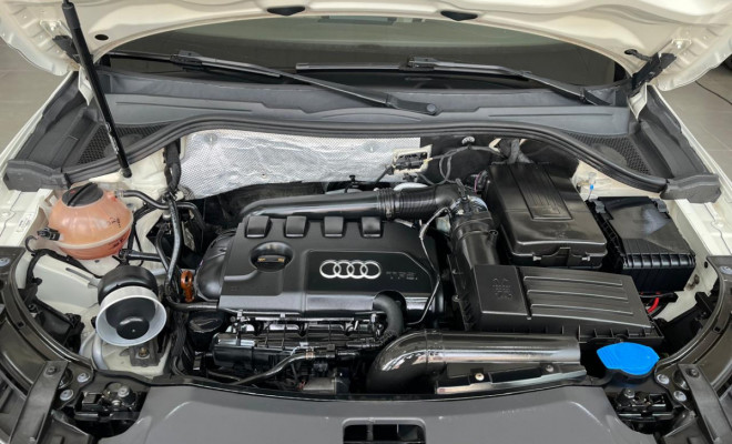 Audi Q3 2.0 TFSI Quat. 170/180cv S-tronic 5p 2013 Gasolina-7