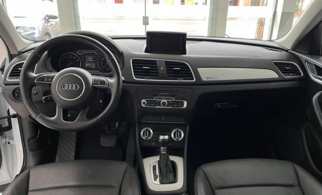 Audi Q3 2.0 TFSI Quat. 170/180cv S-tronic 5p 2015 Gasolina-3