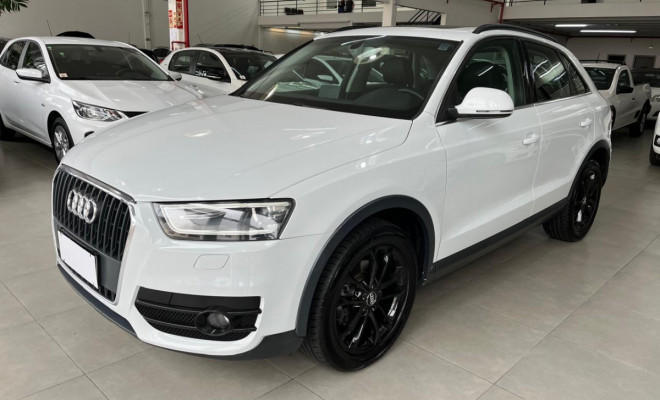 Audi Q3 2.0 TFSI Quat. 170/180cv S-tronic 5p 2015 Gasolina