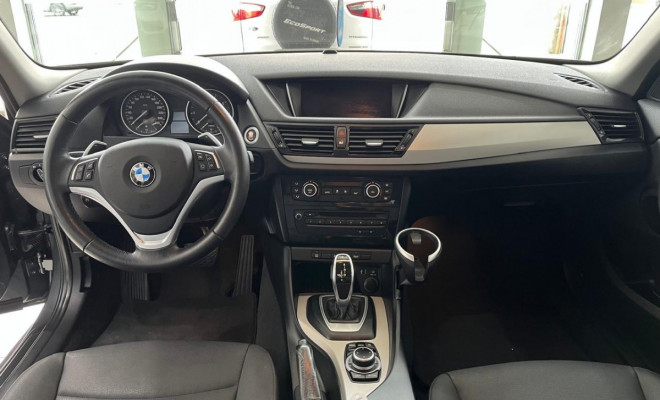 BMW X1 SDRIVE 20i 2.0/2.0 TB Acti.Flex Aut. 2015 Flex-9