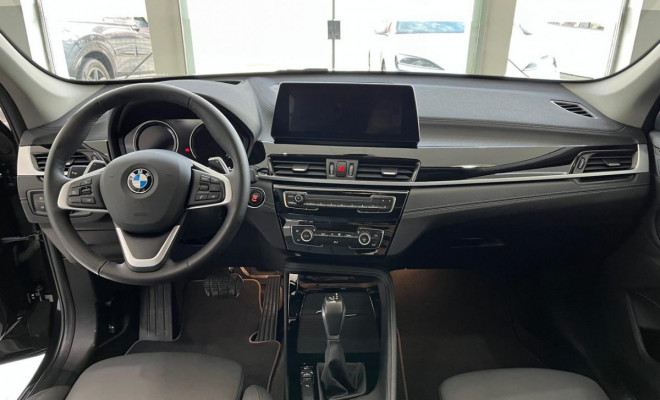 BMW X1 SDRIVE 20i M S. 2.0 25 Anos TB Flex 2021 Flex-2