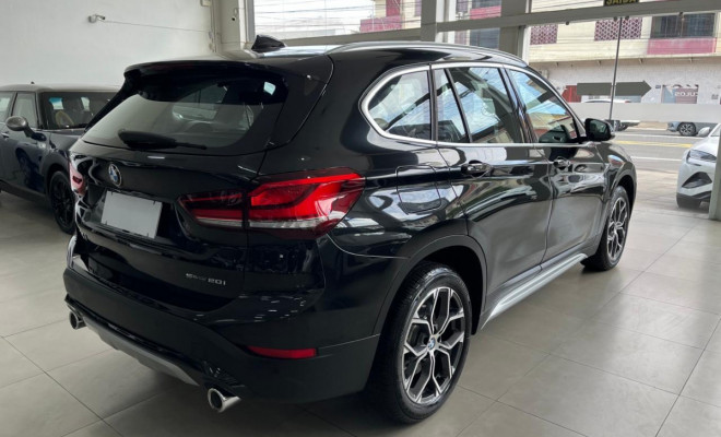 BMW X1 SDRIVE 20i M S. 2.0 25 Anos TB Flex 2021 Flex-3