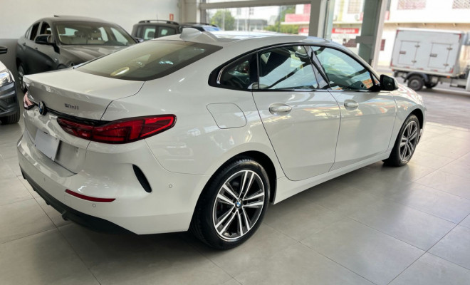 BMW 218i Gran Coupe Sport GP 1.5 Bi-Turbo 2021 Gasolina-2
