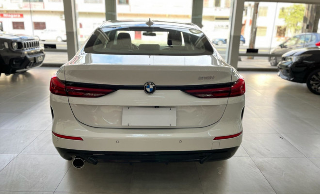 BMW 218i Gran Coupe Sport GP 1.5 Bi-Turbo 2021 Gasolina-3