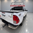 Toyota Hilux SW4 SR 4x2 2.7/ 2.7 Flex 16V Aut. 2020 Flex-8