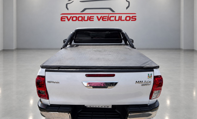 Toyota Hilux SW4 SR 4x2 2.7/ 2.7 Flex 16V Aut. 2020 Flex-4