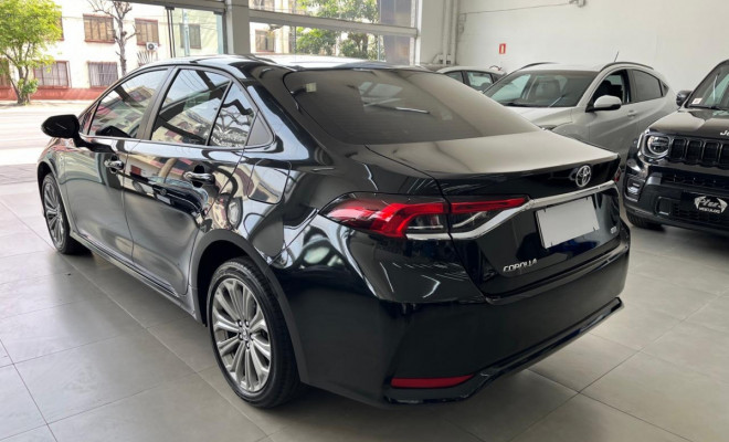 Toyota Corolla XEi 2.0 Flex 16V Aut. 2022 Flex-3