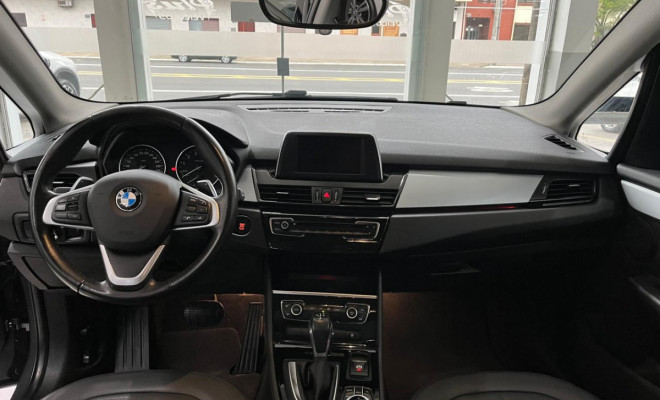 BMW 220i Tourer Active Flex 2.0 TB Aut. 2018 Flex-6