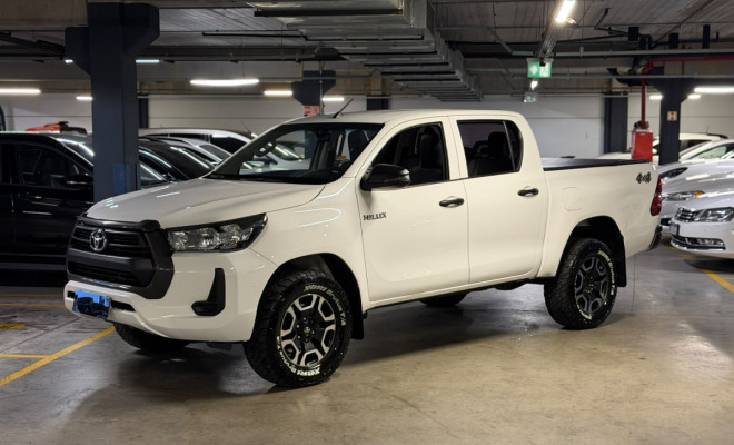 Toyota Hilux CD 4x4 2.8  Diesel Aut. 2024 Diesel