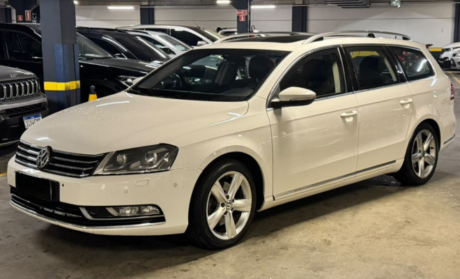 VW - VolksWagen Passat Variant Turbo 2.0 FSI Tiptron. 5p 2013 Gasolina