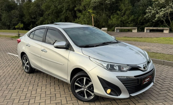 Toyota YARIS XLS Connect Sed. 1.5 Flex 16V Aut. 2020 Flex-1