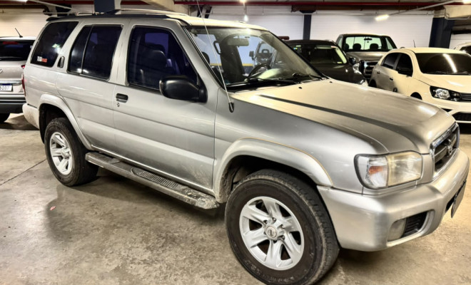 Nissan Pathfinder SE Luxo 3.5 V6 24V 243cv 2004 Gasolina-4