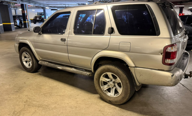 Nissan Pathfinder SE Luxo 3.5 V6 24V 243cv 2004 Gasolina-3