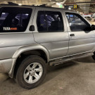 Nissan Pathfinder SE Luxo 3.5 V6 24V 243cv 2004 Gasolina-1