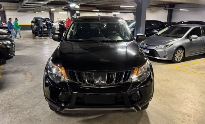 Mitsubishi Triton sport GLS AT 2022 Diesel-7