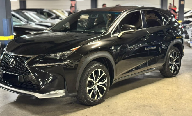 Lexus NX-200t F-Sport AWD 2.0 16v 238cv Aut. 2015 Gasolina