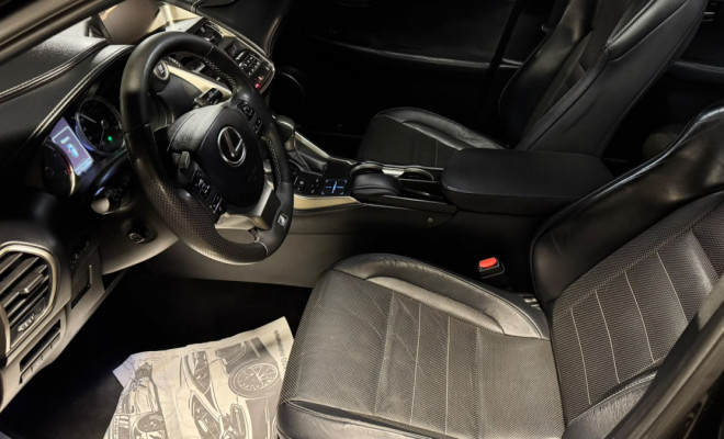 Lexus NX-200t F-Sport AWD 2.0 16v 238cv Aut. 2015 Gasolina-9