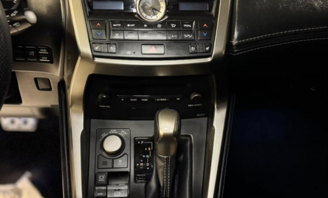 Lexus NX-200t F-Sport AWD 2.0 16v 238cv Aut. 2015 Gasolina-4