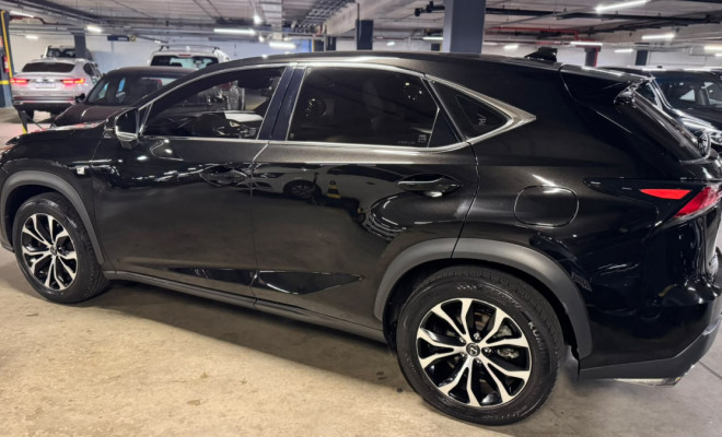 Lexus NX-200t F-Sport AWD 2.0 16v 238cv Aut. 2015 Gasolina-3
