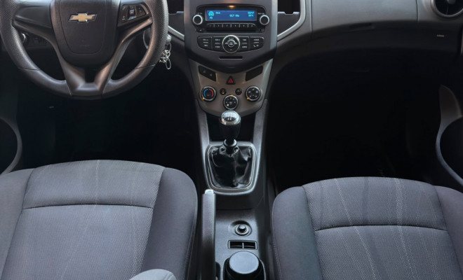 GM - Chevrolet SONIC HB LTZ 1.6 16V FlexPower 5p Mec. 2013 Flex-4