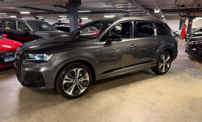 Audi Q7 S-Line 3.0 V6 TFSI Quattro Tiptronic 2022 Híbrido-1
