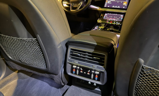 Audi Q7 S-Line 3.0 V6 TFSI Quattro Tiptronic 2022 Híbrido-12
