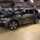 Audi Q7 S-Line 3.0 V6 TFSI Quattro Tiptronic 2022 Híbrido-1
