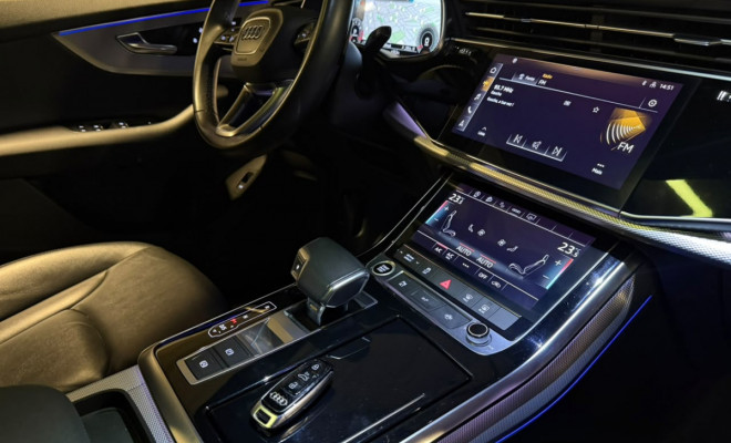 Audi Q7 S-Line 3.0 V6 TFSI Quattro Tiptronic 2022 Híbrido-9