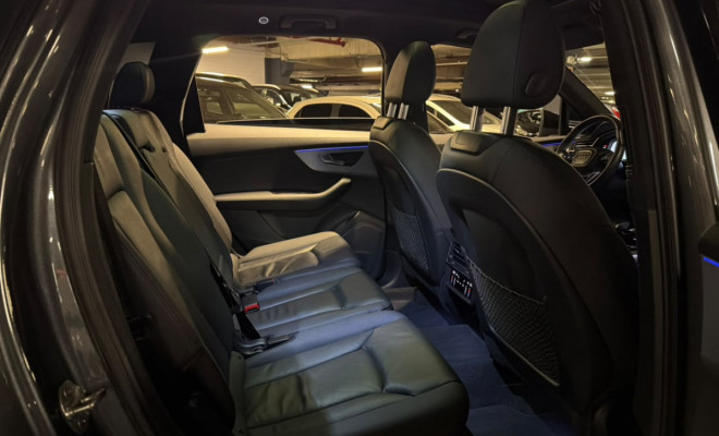 Audi Q7 S-Line 3.0 V6 TFSI Quattro Tiptronic 2022 Híbrido-11