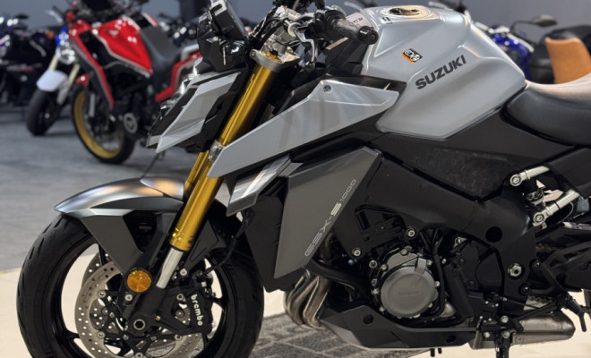 SUZUKI GSX-S 1000 2024 Gasolina-3